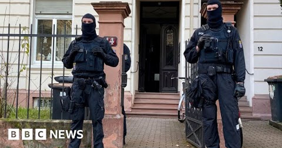 ドイツ、政府転覆を企てたとして25人を逮捕 - BBCニュース (Germany Arrests 25 Accused Of Plotting ...