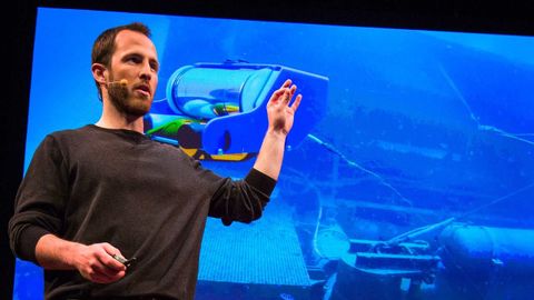 【TED】David Lang: My underwater robot (My underwater robot | David Lang)