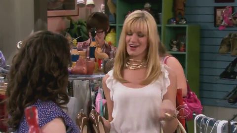 2 Broke Girls - And Strokes of Goodwill clip3 (2 Broke Girls – And Strokes of Goodwill clip3)