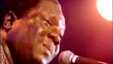 【TED】Vusi Mahlasela: "Woza"