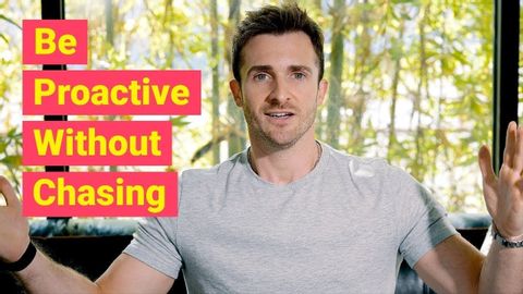 你應該繼續嘗試與他在一起的重要信號 | Matthew Hussey (The BIG SIGNS You Should KEEP TRYING With Him | Matthew Hussey)