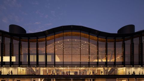 長年上不了榜的美國終於蓋了一座「最美」機場！ (America Has Finally Built a Beautiful Airport)