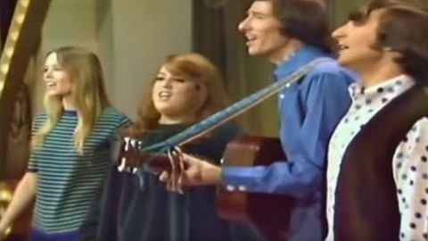 The Mamas & The Papas - California Dreamin'