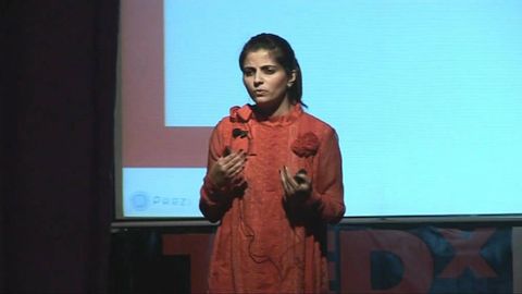 【TEDx】What Volunteering Taught Me: Hajira Khan at TEDxKinnaird