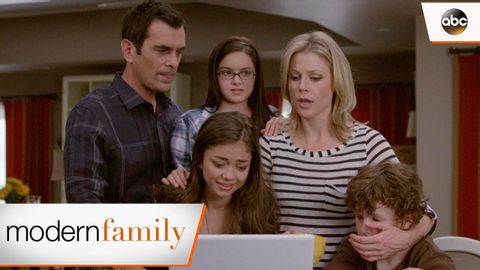 Dylan’s “In the Moonlight (Do Me)” Music Video – Modern Family