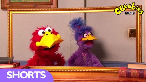 テレビ好きのアヒルを楽しませるザ・ファーチェスター・ホテル - CBeebies (Entertaining TV-Loving Ducks: The Furchester Hotel - CBeebies)