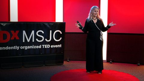 戰勝內心責備的五種策略 | Suzanne Uhl 博士 | TEDxMSJC 工作室 (Five strategies to defeat your inner critic | Dr. Suzanne Uhl | TEDxMSJC Studio)