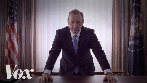 你不知道的紙牌屋：凱文史貝西腔調背後的學問！ (Why Kevin Spacey's accent in House of Cards sounds off)