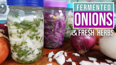 FERMENTED ONIONS - Delicious & Easy Recipe with a unique probiotic profile