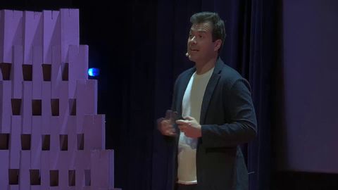 Como lidar com impasses | BRENO PAQUELET | TEDxNiteroi