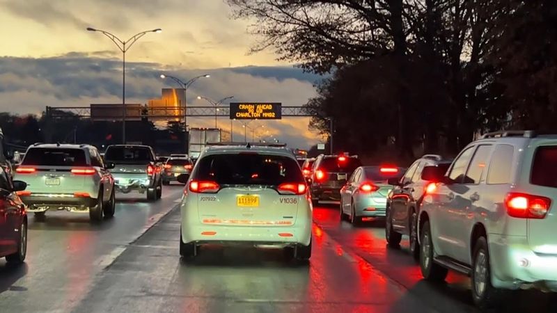 塞爆了！超過 7000 萬美國人上路過感恩節 (Over 70 Million Americans Hit the Road for Thanksgiving)